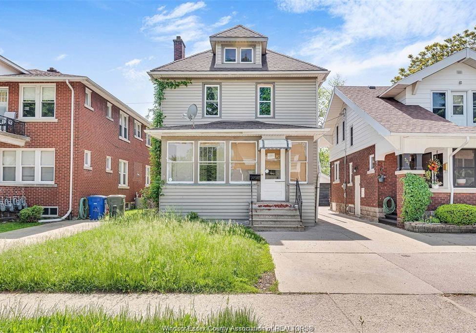 329-randolph-avenue-windsor-ontario-26012532