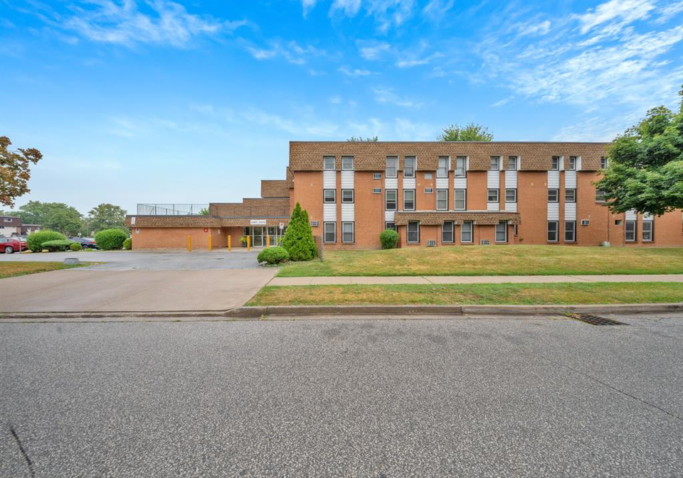 6211-thornberry-crescent-windsor-ontario-26012536