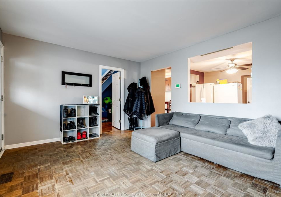 2332-parent-avenue-windsor-ontario-26012548
