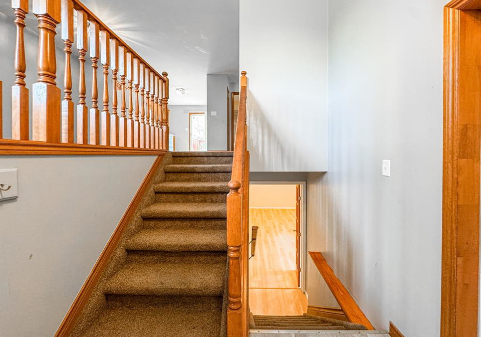 4261-centurion-windsor-ontario-26012554
