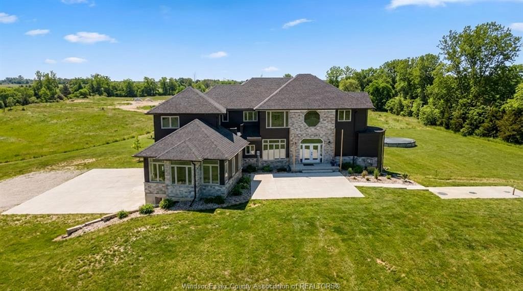 856-talbot-lakeshore-ontario-26012558