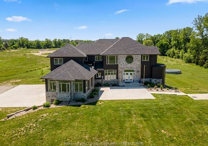 856-talbot-lakeshore-ontario-26012558