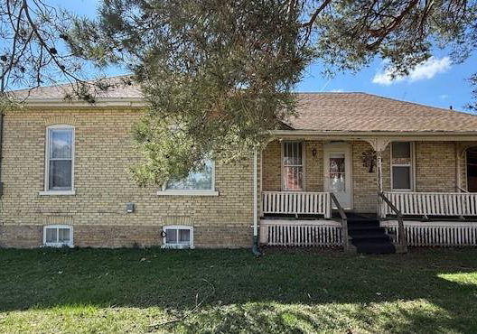 597-simcoe-street-warwick-watford-ontario-26012572