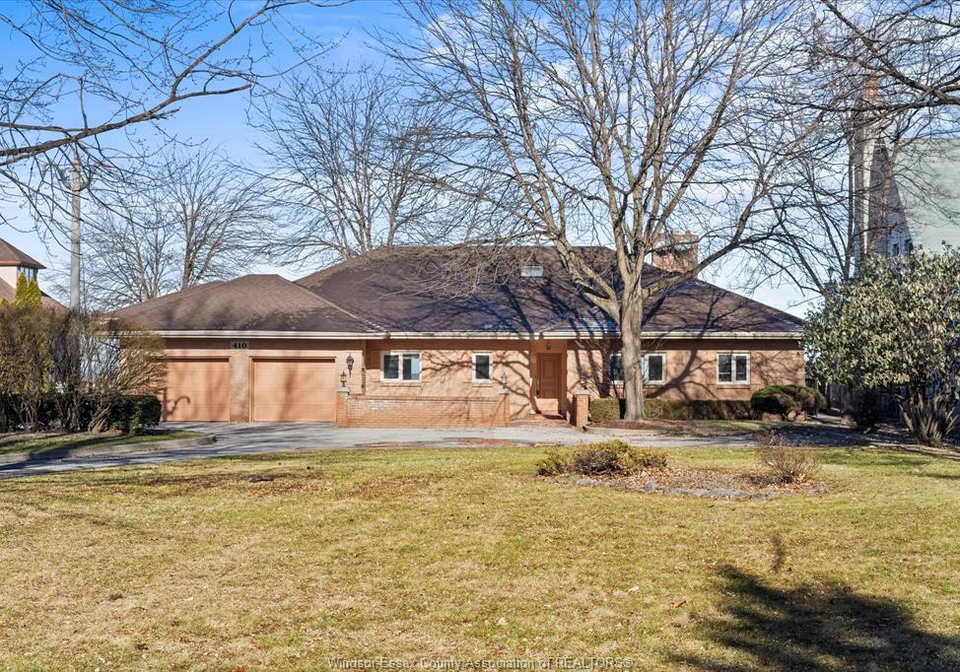 410-russell-woods-road-lakeshore-ontario-26012575