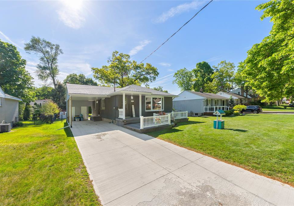 1272-coral-way-sarnia-ontario-26012578