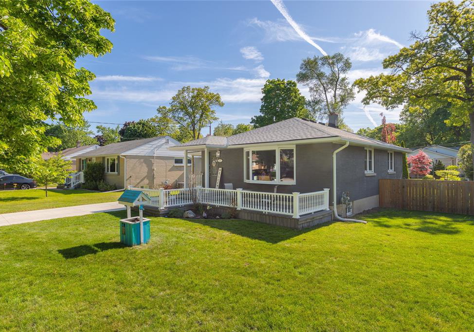 1272-coral-way-sarnia-ontario-26012578