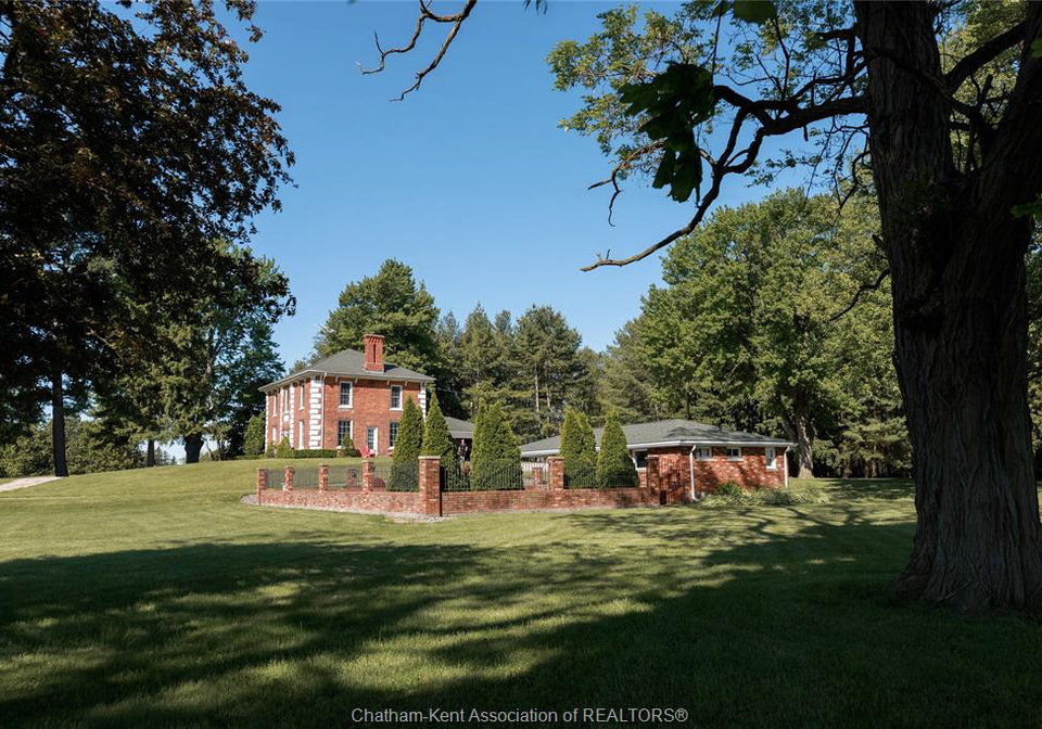 11179-longwoods-road-thamesville-ontario-26012580
