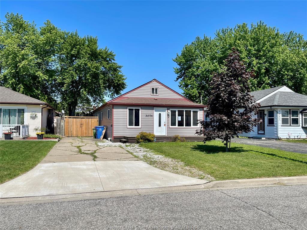 3074-lloyd-george-blvd-windsor-ontario-26012584