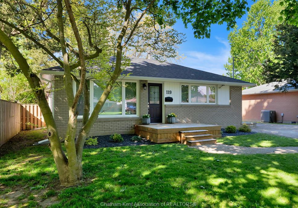 119-burton-avenue-chatham-ontario-26012590