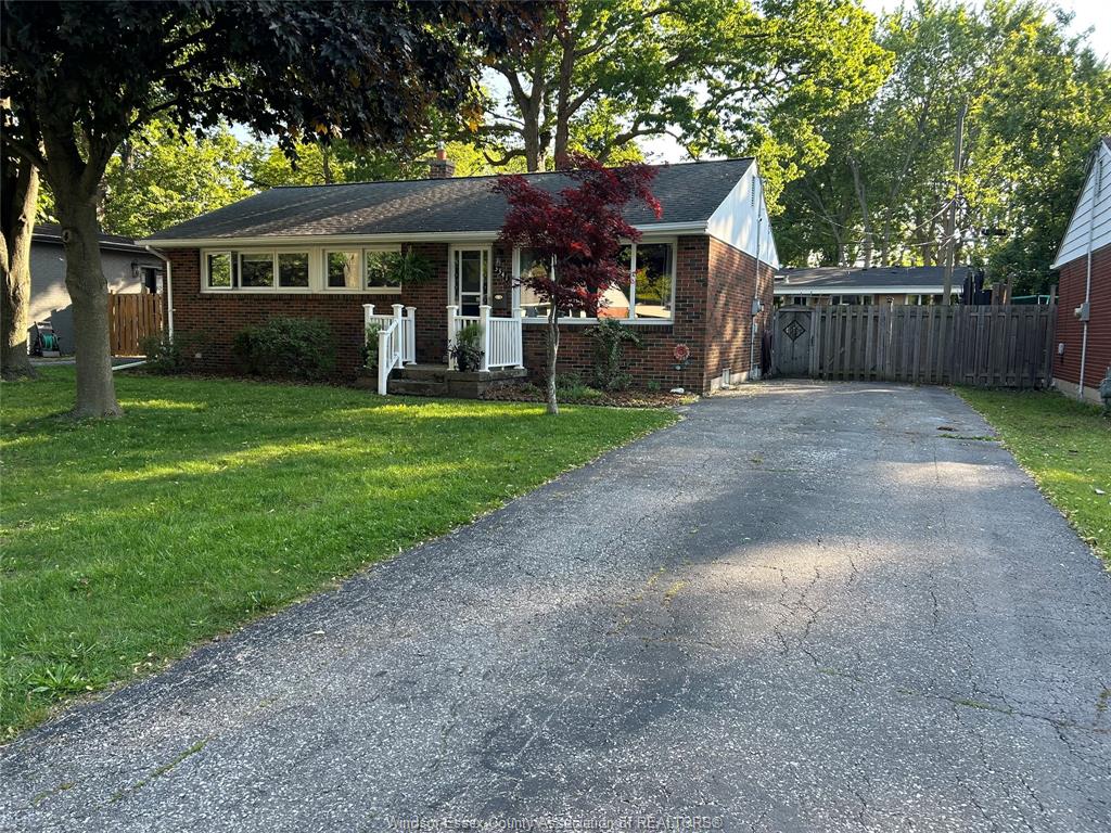 3341-mark-avenue-windsor-ontario-26012593