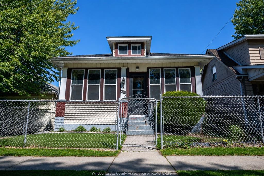 3615-bloomfield-road-windsor-ontario-26012596