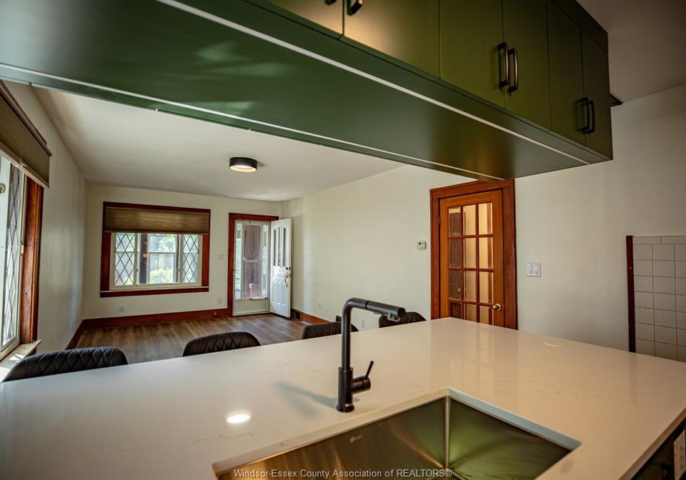 3615-bloomfield-road-windsor-ontario-26012596