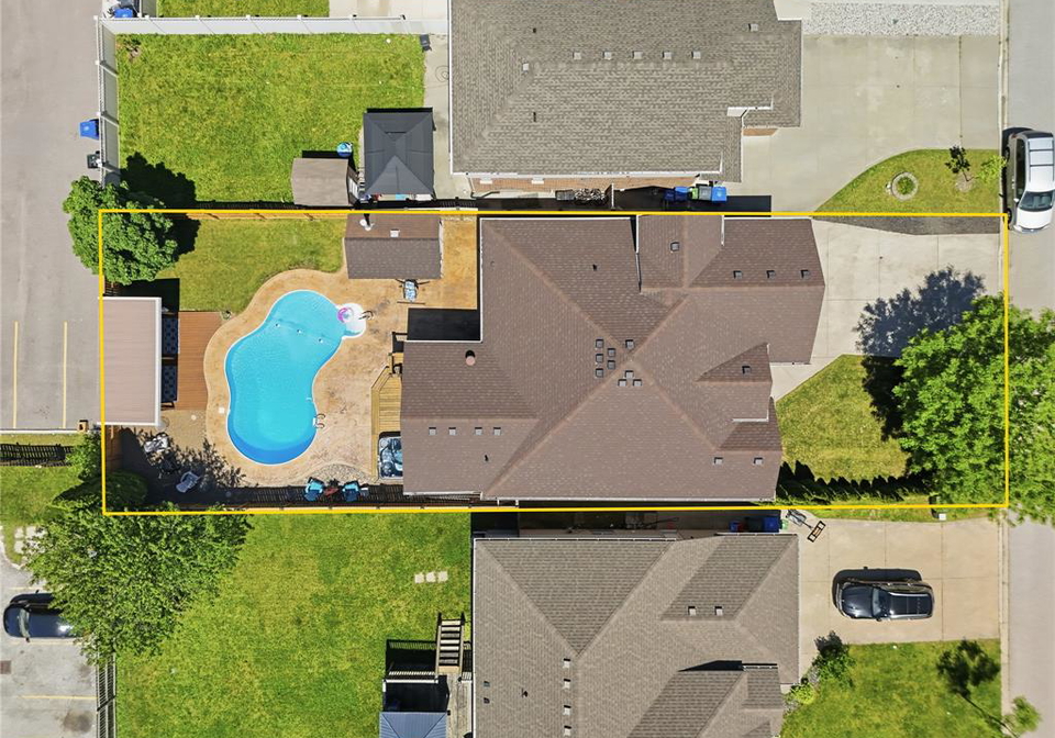 2287-northway-avenue-windsor-ontario-26012597