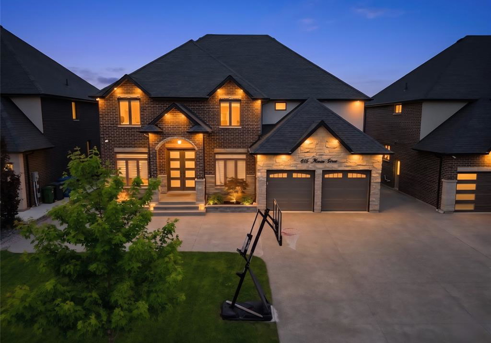 615-marche-street-lakeshore-ontario-26012622
