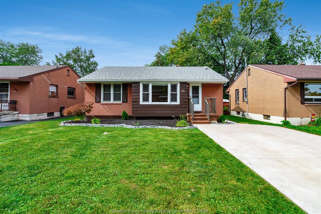 1342-marlborough-boulevard-windsor-ontario-26012629