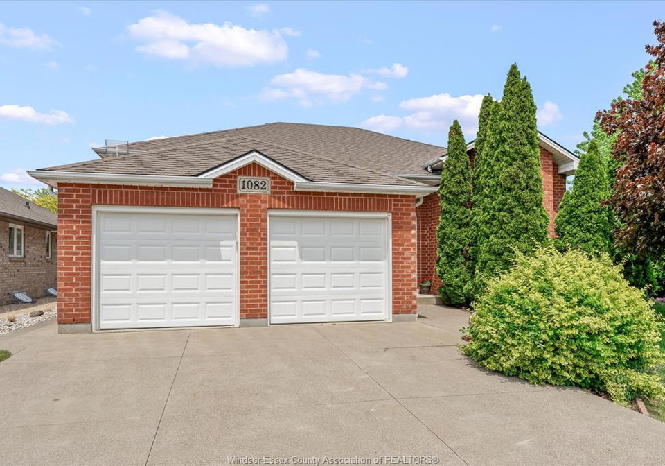 1082-monarch-meadows-lakeshore-ontario-26012630