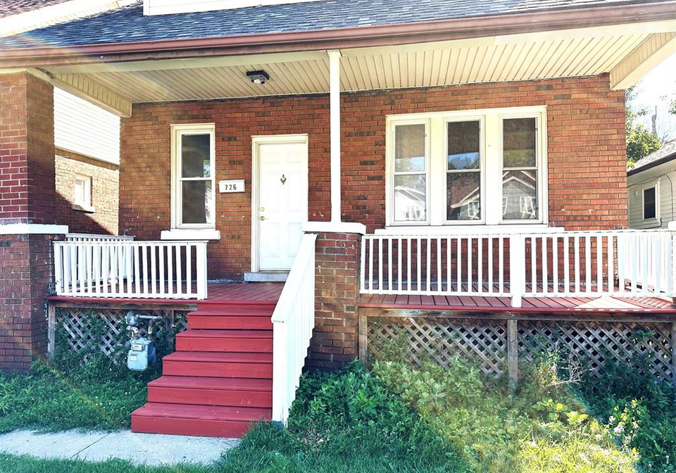 726-partington-windsor-ontario-26012650