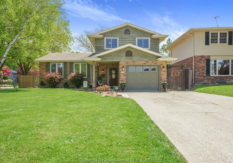 106-university-drive-chatham-ontario-26012655