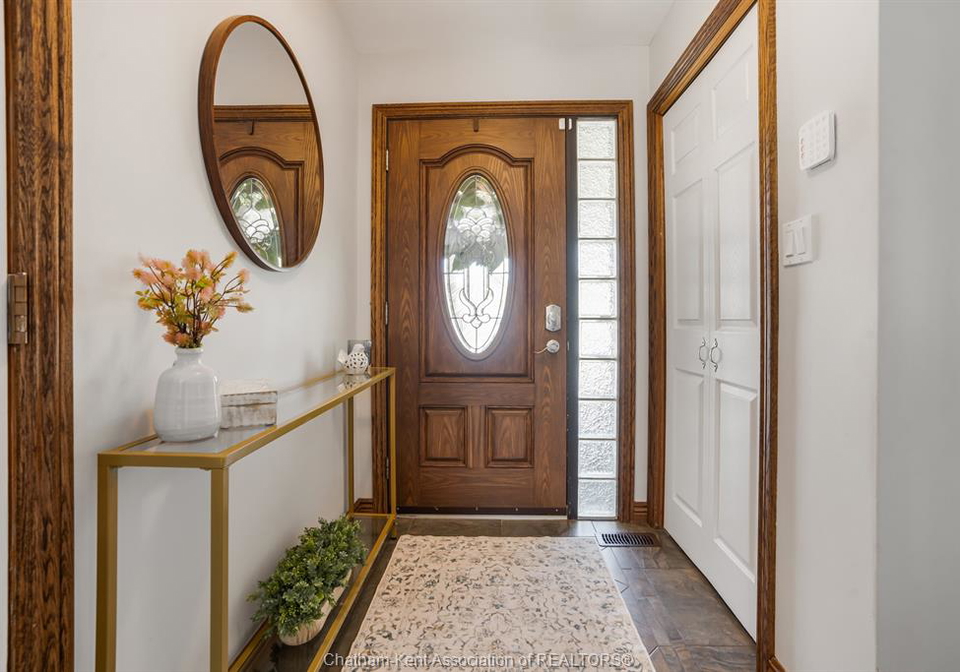 106-university-drive-chatham-ontario-26012655