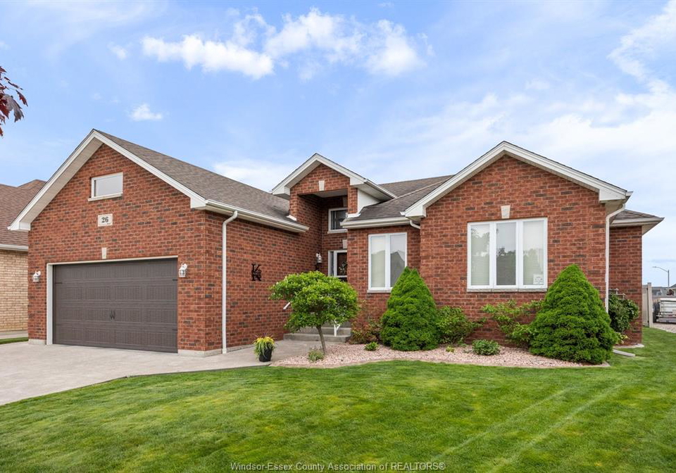 26-marshwoods-boulevard-kingsville-ontario-26012663
