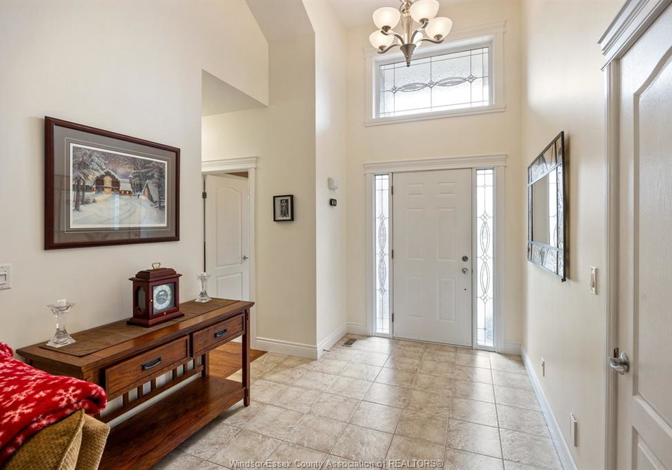 26-marshwoods-boulevard-kingsville-ontario-26012663