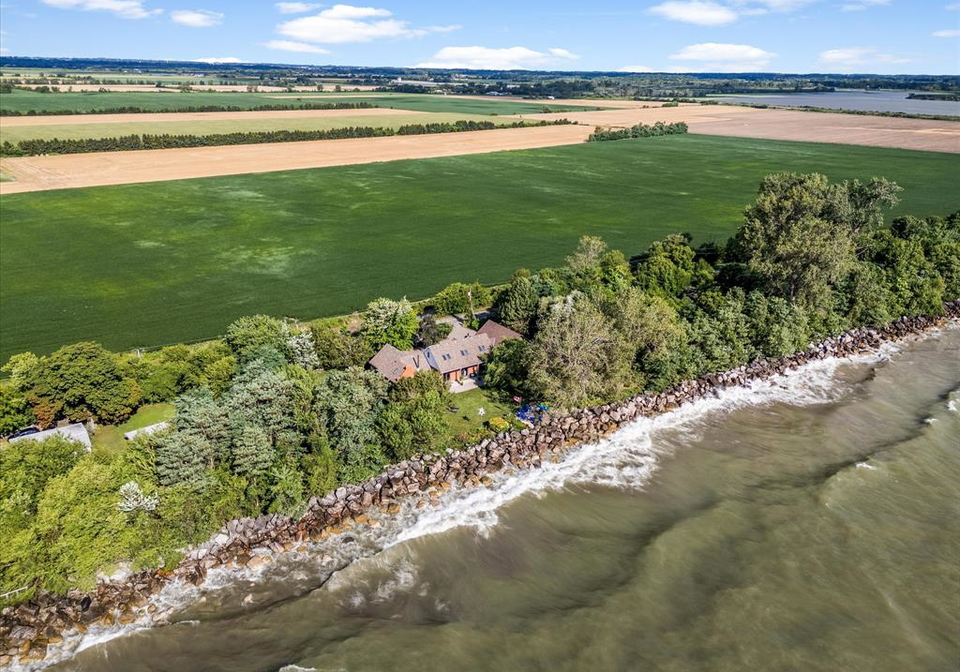 266-east-beach-road-leamington-ontario-26012682