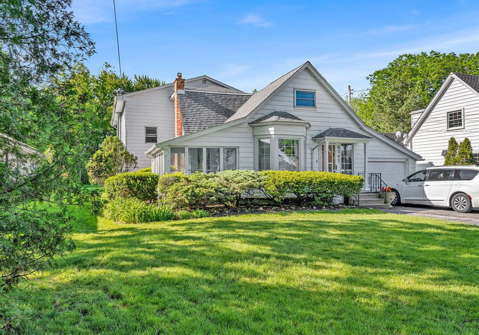 6565-riverside-drive-east-windsor-ontario-26012683