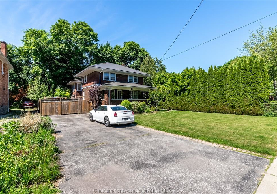 38-inshes-avenue-chatham-ontario-26012685