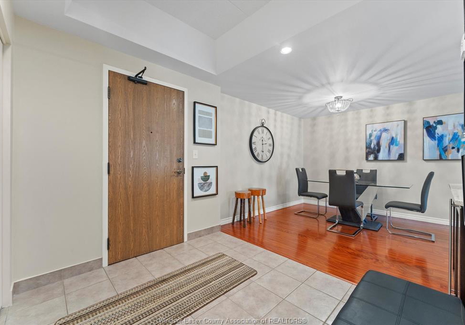 4789-riverside-drive-windsor-ontario-26012699