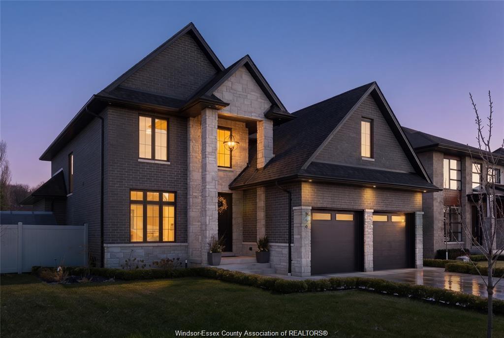 256-xavier-circle-lakeshore-ontario-26012734