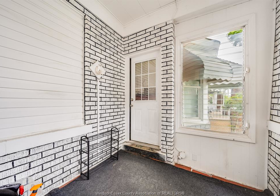 494-rankin-windsor-ontario-26012745