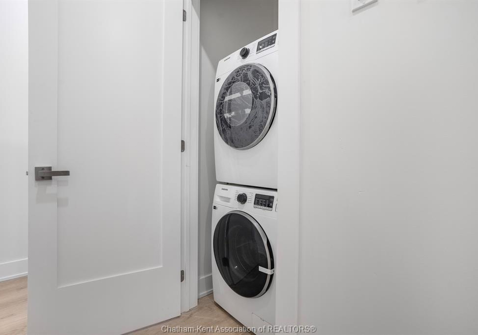 153-king-street-chatham-ontario-26012746