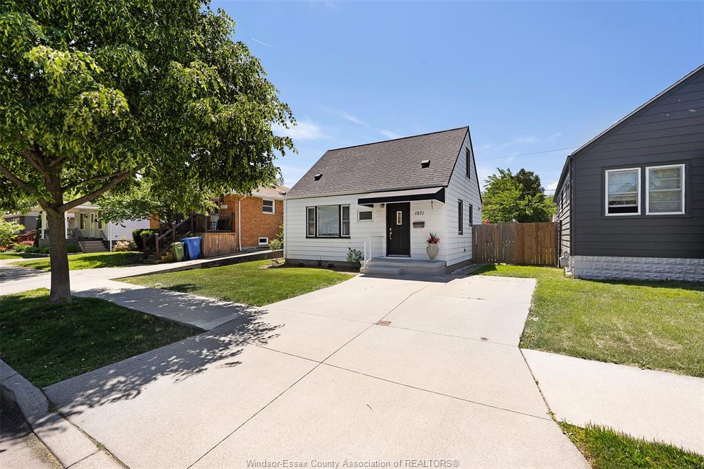 1071-fairview-boulevard-windsor-ontario-26012754