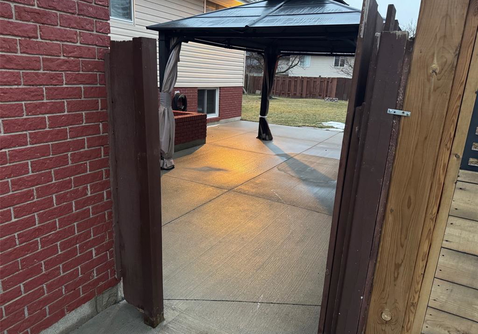 9248-esplanade-drive-windsor-ontario-26012758