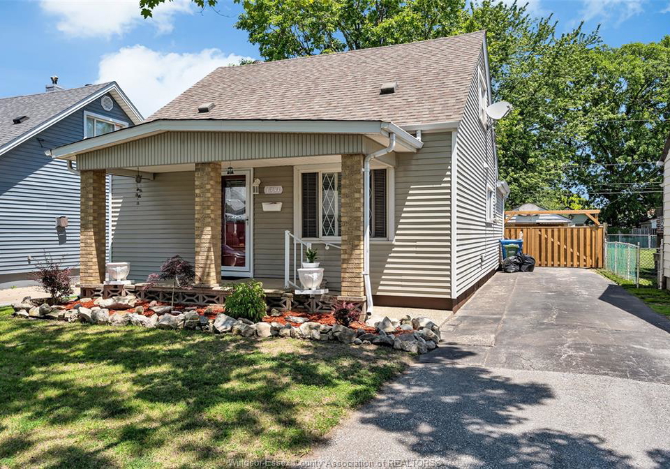 1554-aubin-road-windsor-ontario-26012762