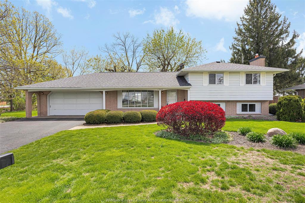 1799-golfview-drive-lasalle-ontario-26012768