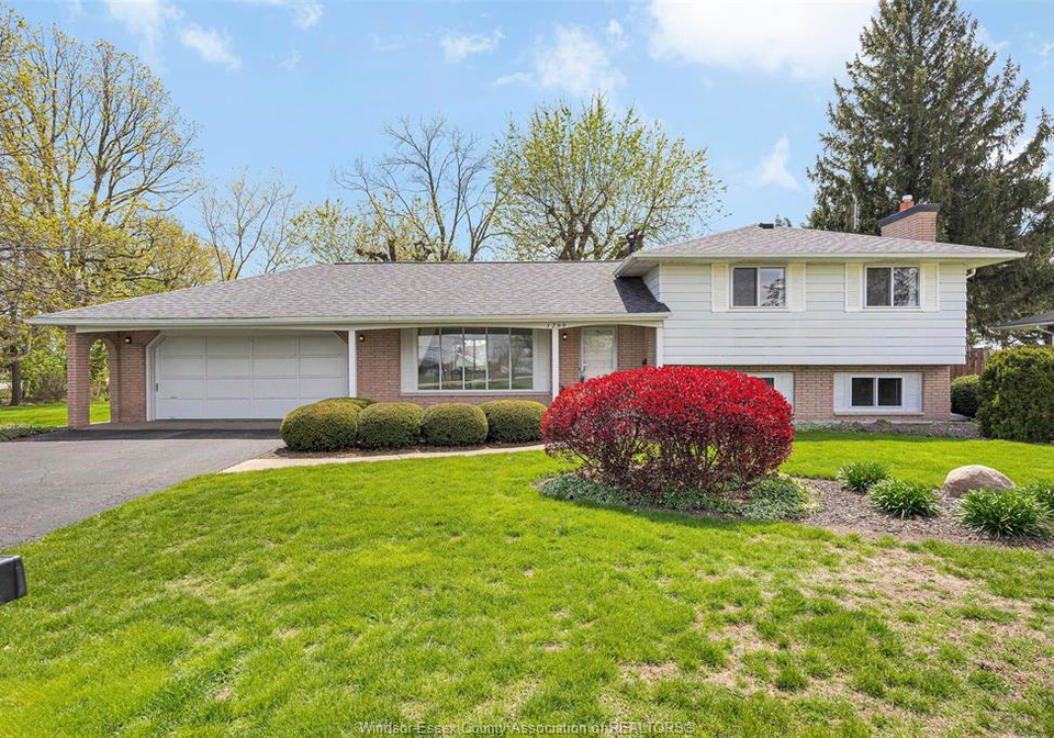 1799-golfview-drive-lasalle-ontario-26012768