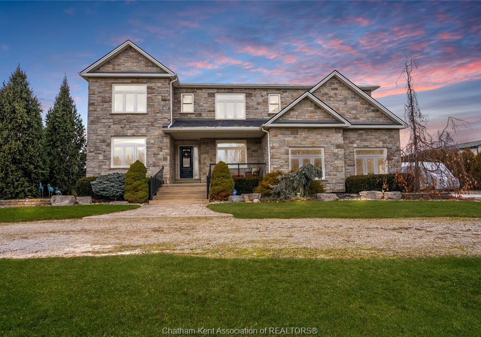 8545-water-street-cedar-springs-ontario-26012772