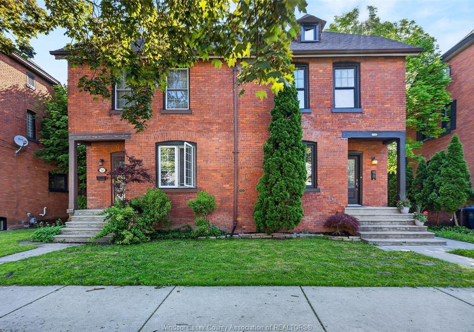 756-monmouth-windsor-ontario-26012775