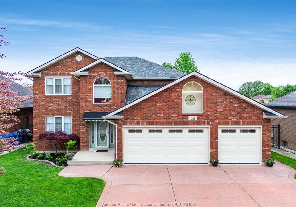 1239-radcliff-windsor-ontario-26012777