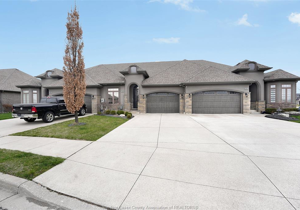 1808-cypress-windsor-ontario-26012785