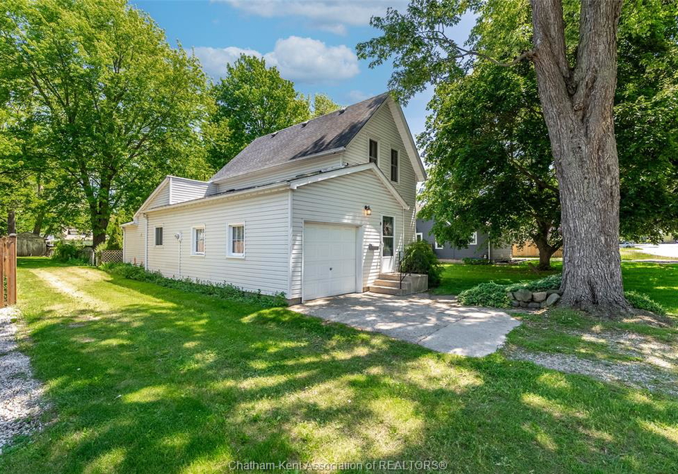 4-maple-street-ridgetown-ontario-26012787
