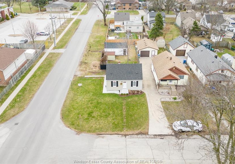 699-alexandrine-street-windsor-ontario-26012790