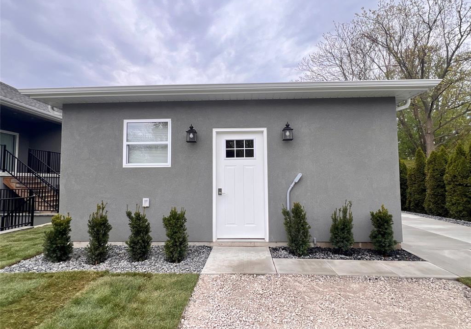 89-draper-harrow-ontario-26012796