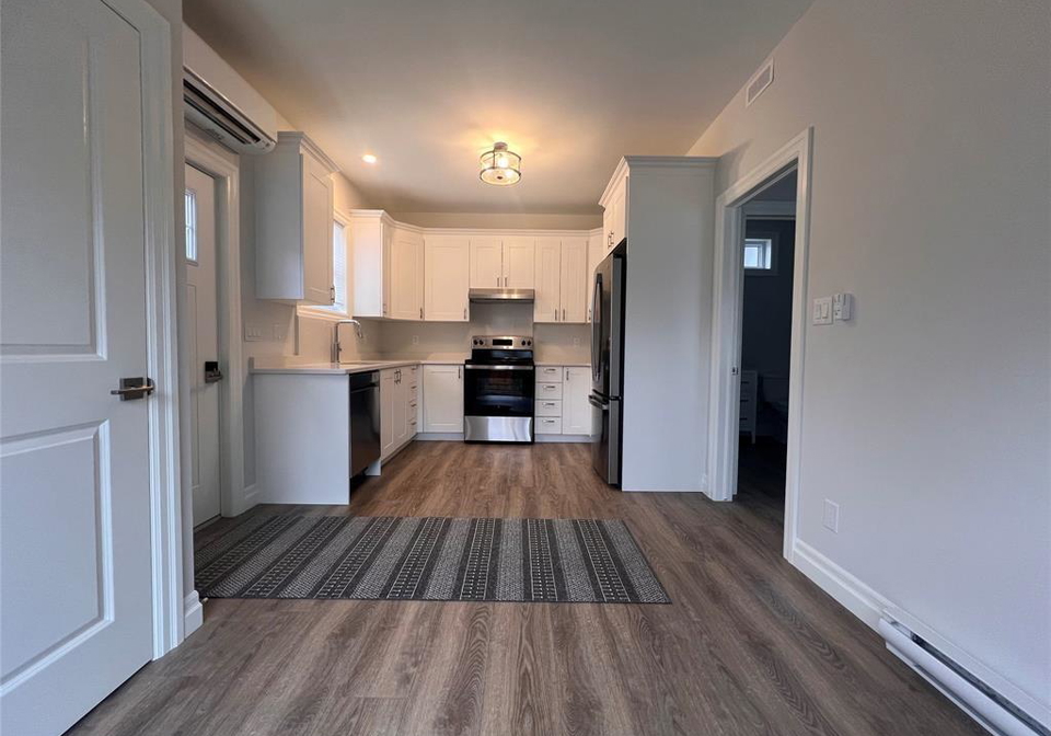89-draper-harrow-ontario-26012796