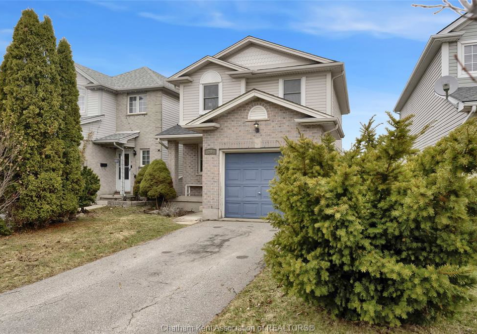 20-phair-crescent-london-ontario-26012809
