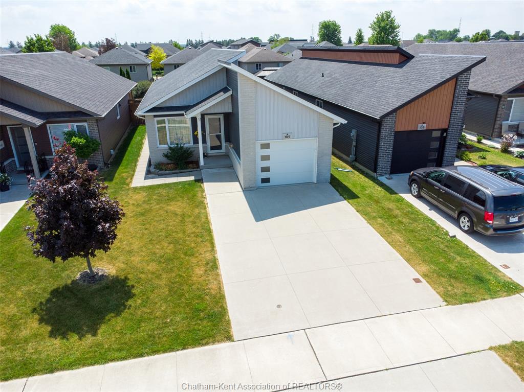 105-moonstone-crescent-chatham-ontario-26012818