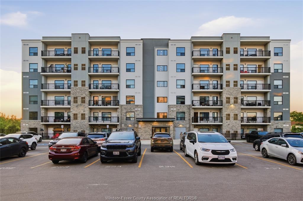 3340-stella-crescent-windsor-ontario-26012821
