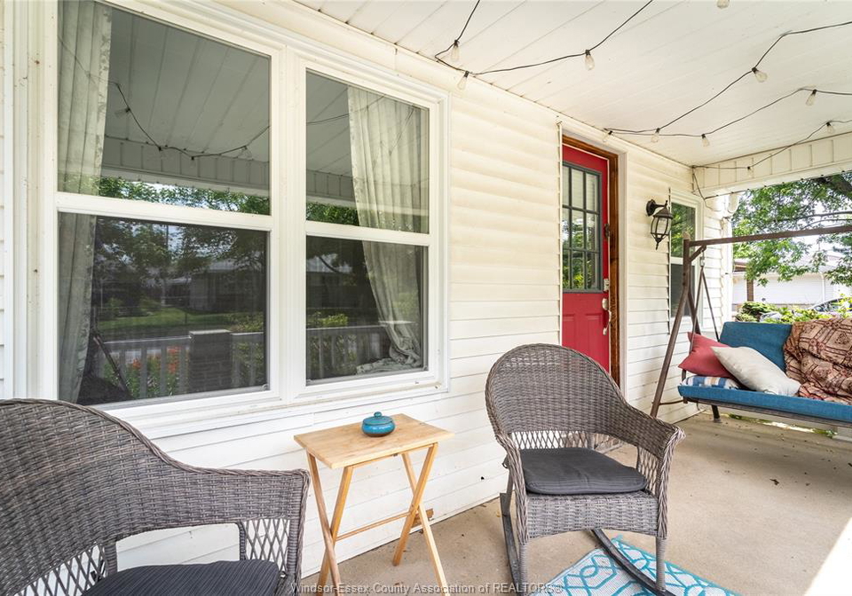 980-riverdale-avenue-windsor-ontario-26012823