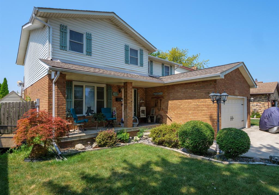 12033-st-thomas-tecumseh-ontario-26012831